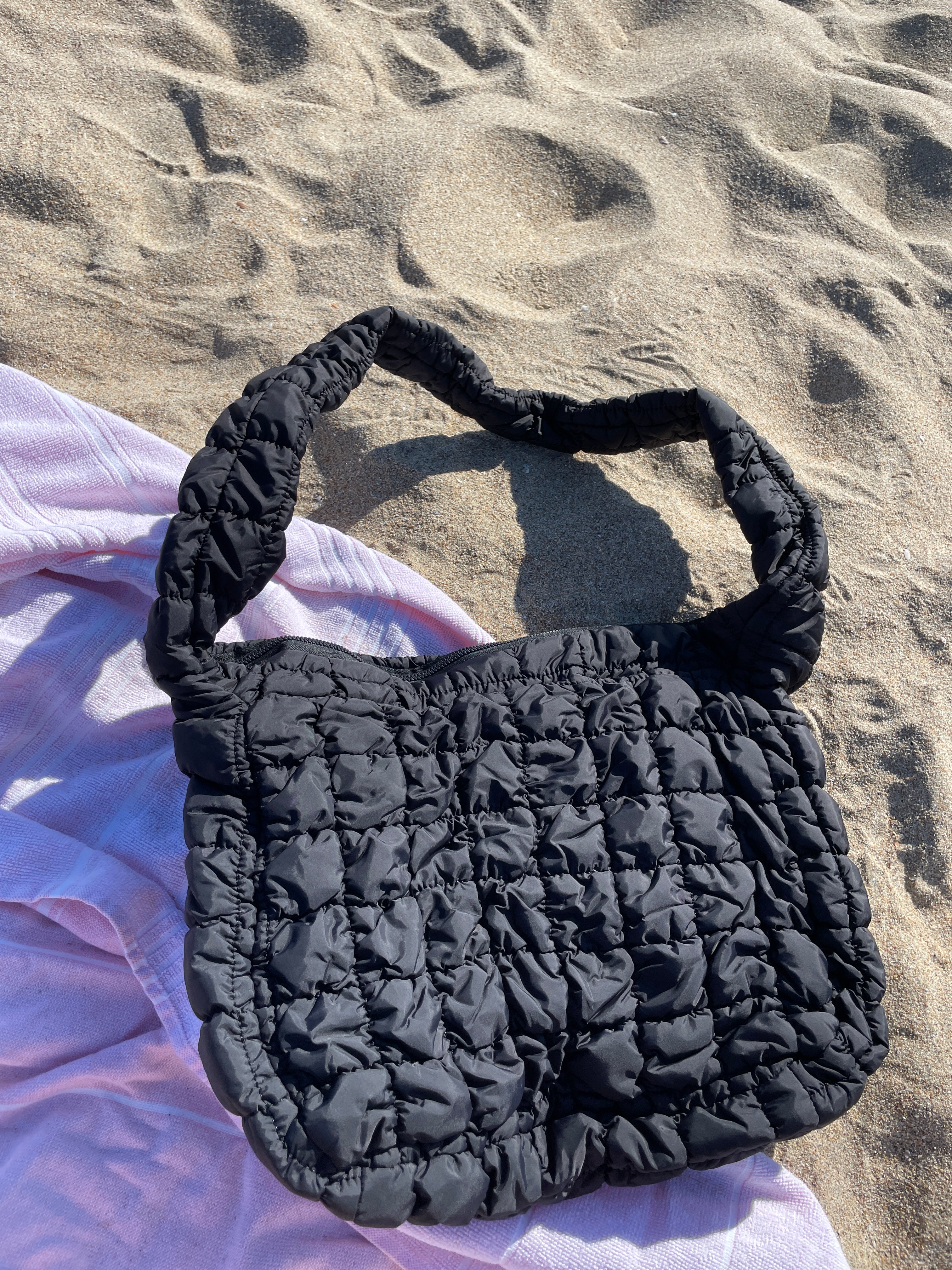 Quilted Hobo Handbag (Black)