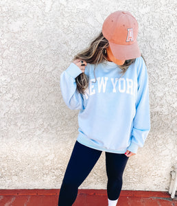 New York Oversized Sweatshirt (Soft Blue)