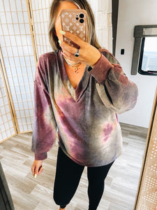 (Plus Size Only) Magenta Tie Dye Pullover Top